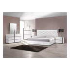 3 - Piece Modern Bedroom Furniture Set, California King Platform Bed with 2x Nightstand - Product image 5